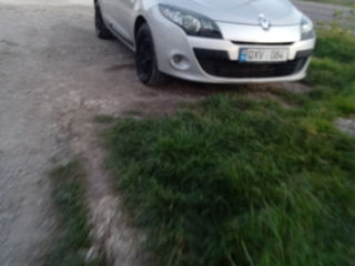 Renault Megane foto 2