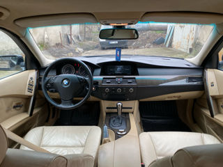 BMW 5 Series foto 8