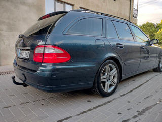 Mercedes E-Class foto 6