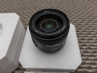 Canon EF 35mm f/2 IS USM foto 1