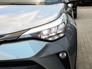 Toyota C-HR foto 11