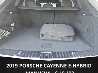 Porsche Cayenne foto 9