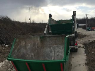 Evacuarea deseurilor de constructie / evacurea gunoiului container 8m3 / вывоз строительного мусора foto 3