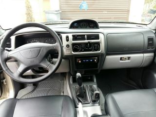 Mitsubishi Pajero Sport foto 9