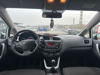 KIA Ceed foto 10