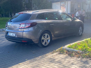 Renault Megane foto 2