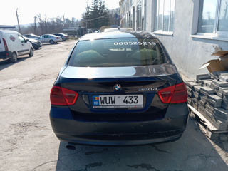 BMW 3 Series foto 8