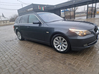 BMW 5 Series foto 8