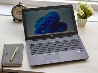 HP ZBook 15 G4 4K (Xeon E3-1505M/32Gb DDR4/500Gb NVMe SSD/Nvidia Quadro M620/15.6" 4K Dream Color)