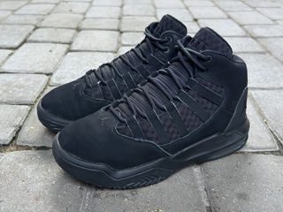 Jordan Max Aura Triple Black. Размер 35. Оригинал. В идеальном состоянии. foto 3