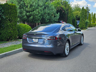 Tesla Model S foto 4