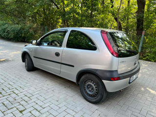 Opel Corsa foto 4