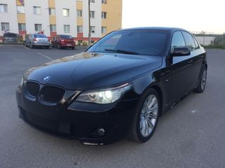 BMW 5 Series foto 3