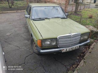 Mercedes Series (W123)