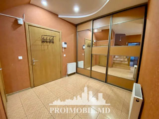 Apartament cu 4 camere, 210 m², Telecentru, Chișinău foto 17