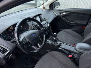 Ford Focus foto 7