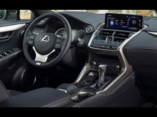 Lexus NX Series foto 2