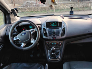 Ford Tourneo Connect foto 2