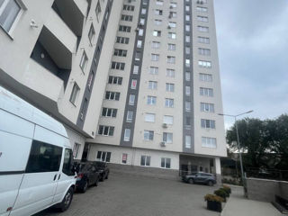 Apartament cu 2 camere, 60 m², Botanica, Chișinău foto 10