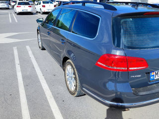 Volkswagen Passat foto 3