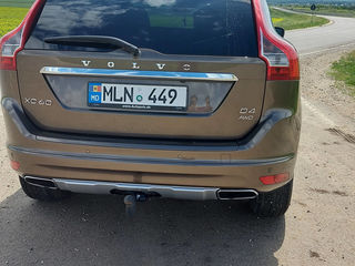 Volvo XC60 foto 3