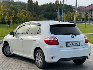 Toyota Auris foto 5