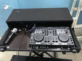 Denon DJ DN-MC6000 + magma foto 2