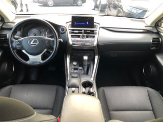 Lexus NX Series foto 8