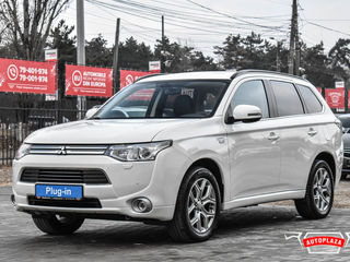 Mitsubishi Outlander foto 1