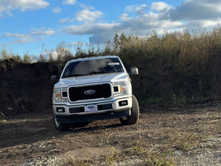 Ford F-150 foto 2