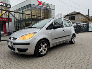 Mitsubishi Colt foto 8