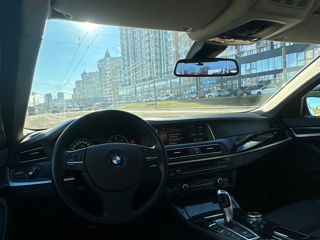 BMW 5 Series foto 7