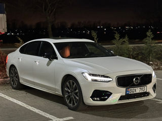 Volvo S90 foto 1