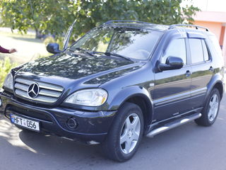 Mercedes ML Class foto 5