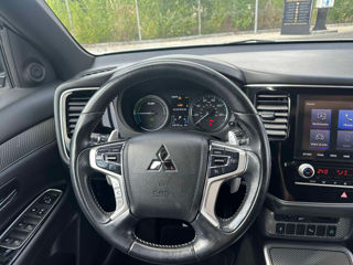 Mitsubishi Outlander foto 9