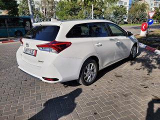 Toyota Auris foto 4