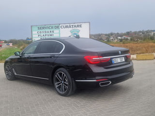 BMW 7 Series foto 9