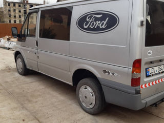 Ford Tranzit foto 5