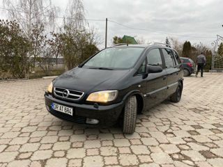 Opel Zafira foto 3