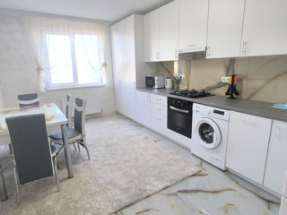 Apartament cu 2 camere, 75 m², Centru, Chișinău