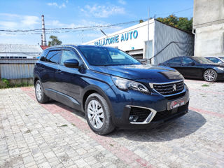 Peugeot 5008 foto 3