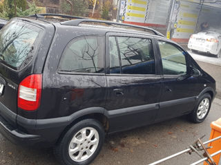 Opel Zafira foto 4