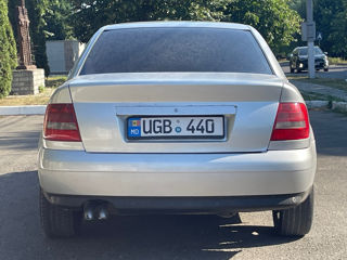 Audi A4 foto 6