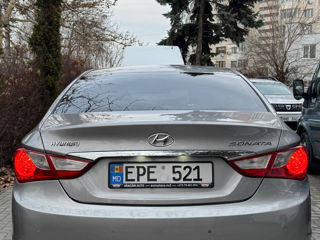 Hyundai Sonata foto 3