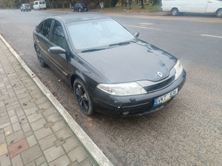 Renault Laguna foto 2