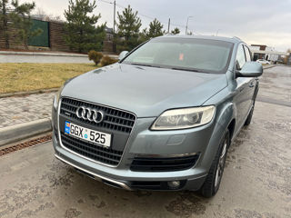 Audi Q7 foto 2