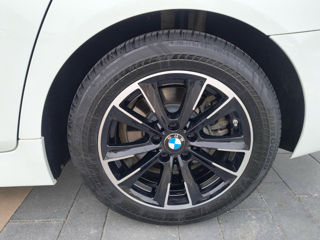 BMW 5 Series foto 3