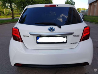 Toyota Yaris foto 4