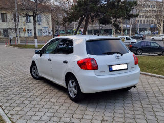 Toyota Auris foto 3