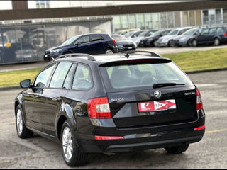 Skoda Octavia foto 9